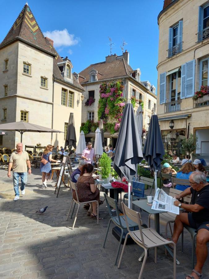La Cascade Et Des Halles Dijon Ngoại thất bức ảnh